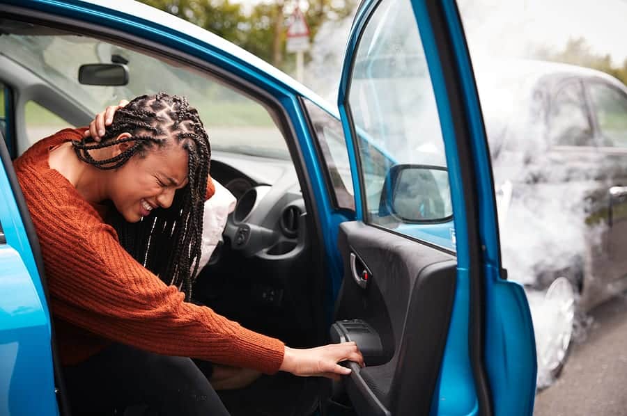 How Car Accidents Cause Neck Pain, neck pain chiropractor in Calgary, Calgary chiropractic